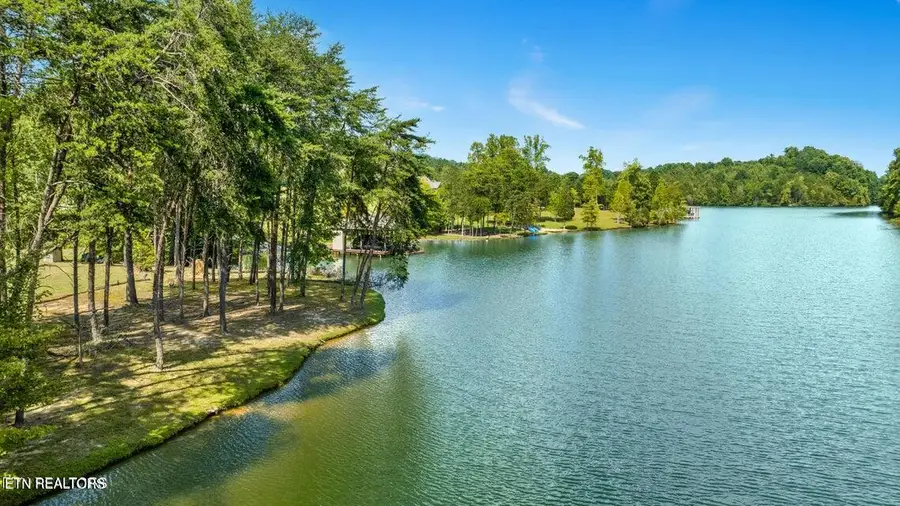 946 Bay Creek Drive, Vonore, TN 37885 - #2