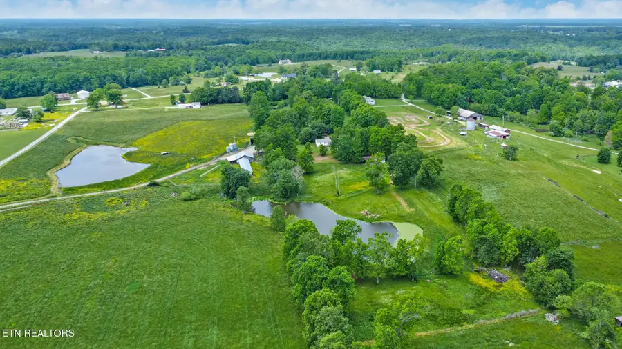 60 Greenview Lane, Crossville, TN 38571 - #3