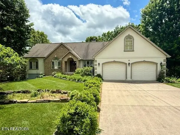 25 Shawnbury Point, Crossville, TN 38558