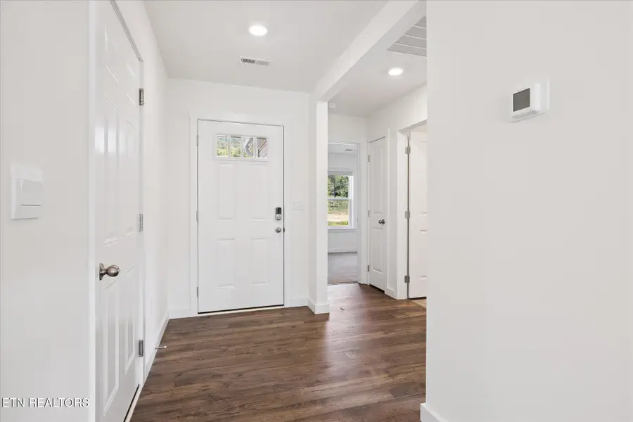 132 N Rolling Meadows Drive, Harriman, TN 37748 - #2