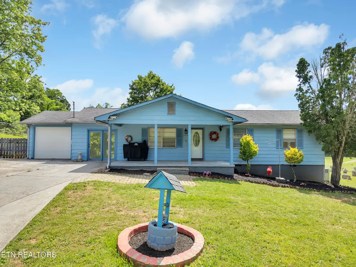 3953 Wrights Ferry Rd, Louisville, TN 37777 - #1