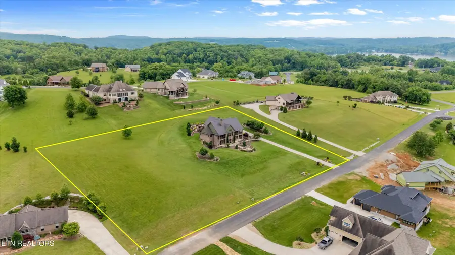 307 W Shore Drive, Rockwood, TN 37854 - #3