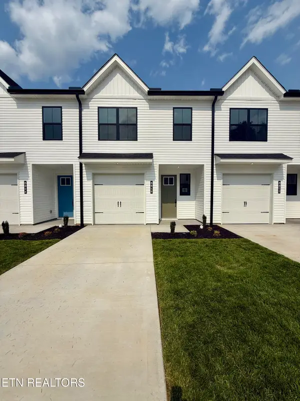 8848 Chapman Trace Way, Knoxville, TN 37920