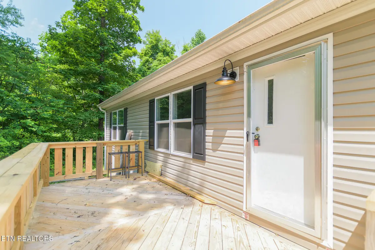 297 Wells Rd, Powell, TN 37849 - #1