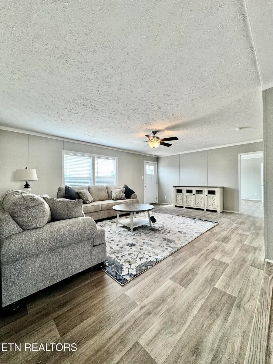 320 Perkey Way, New Tazewell, TN 37825 - #3