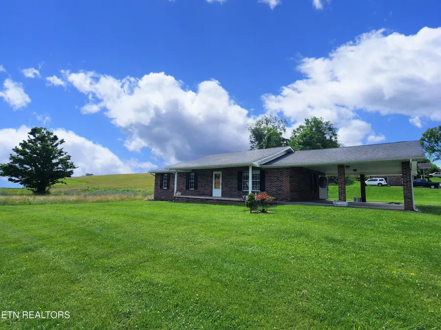 232 Kimberly Rd, Lafollette, TN 37766 - #3