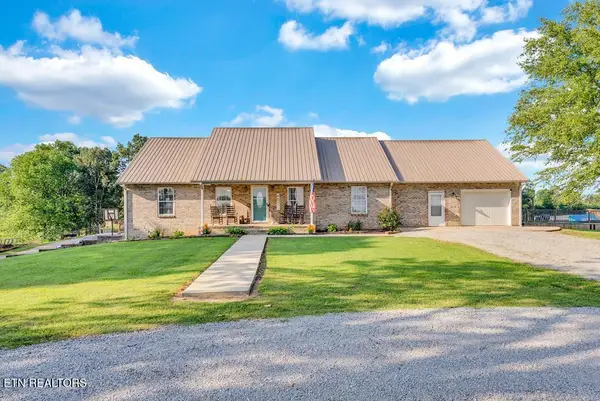 887 Ray Cemetery Rd, Sparta, TN 38583