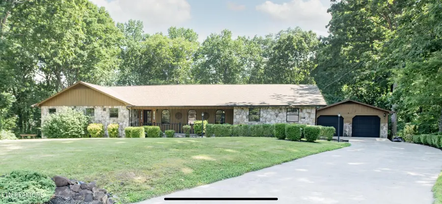 146 Lake Hills Drive, Oak Ridge, TN 37830 - #2