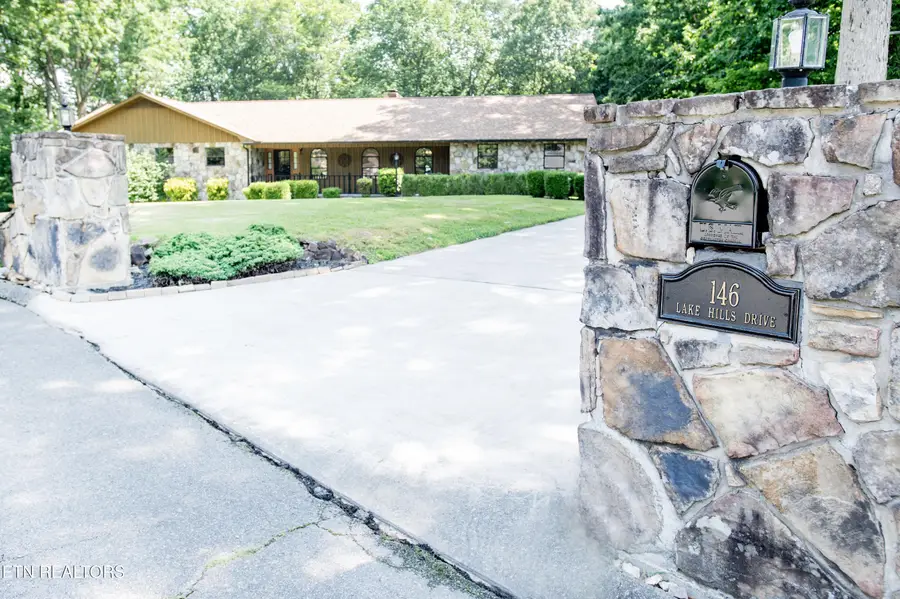 146 Lake Hills Drive, Oak Ridge, TN 37830 - #3