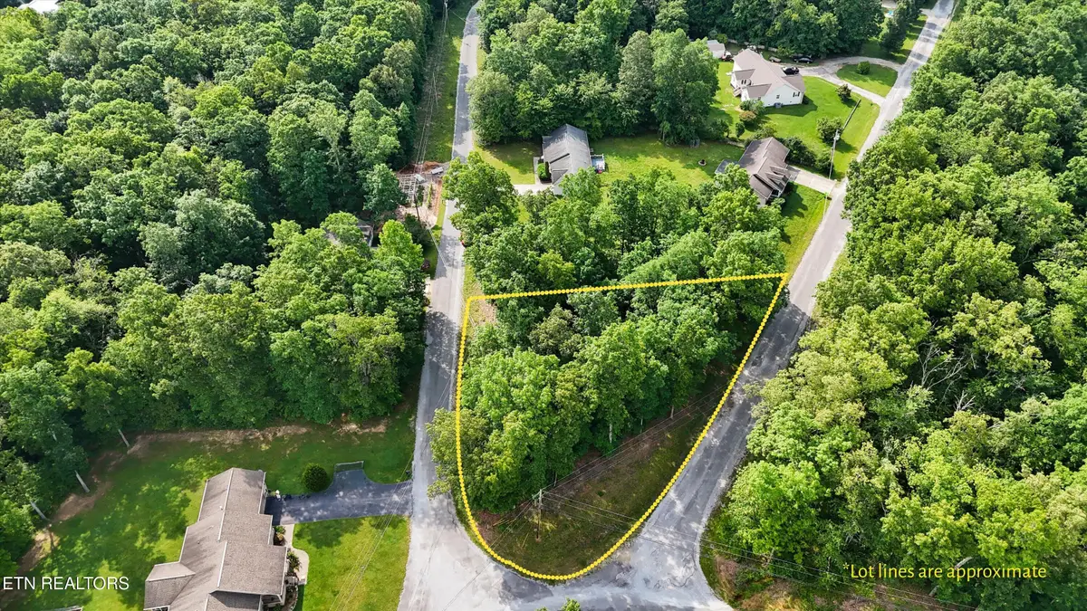 600 Aqum Circle, Crossville, TN 38572 - #1