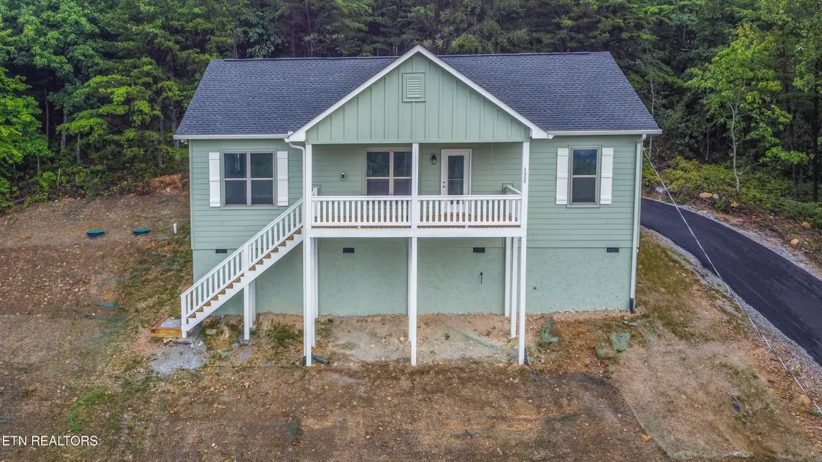 2609 Mountain Blvd, Sevierville, TN 37876 - #1