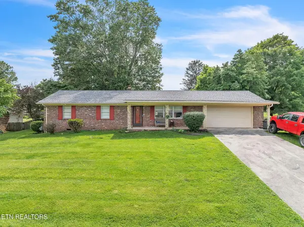 3413 N Fountaincrest Drive, Knoxville, TN 37918