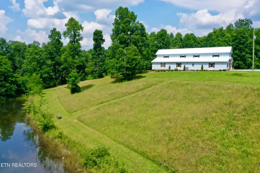 281 Red Williams Rd, Crossville, TN 38555 - #2