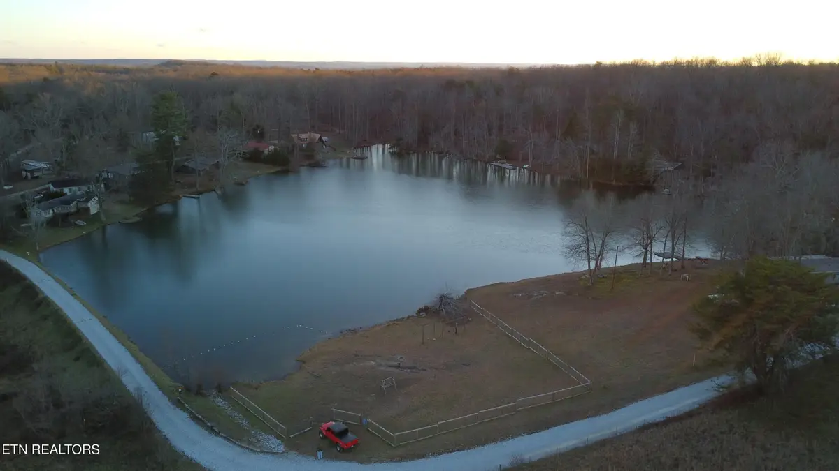 5 Tresa St, Crossville, TN 38572 - #1