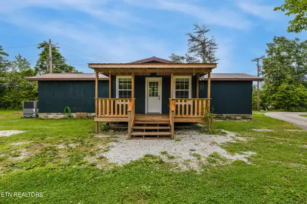 210 Conifer Tr, Winfield, TN 37892