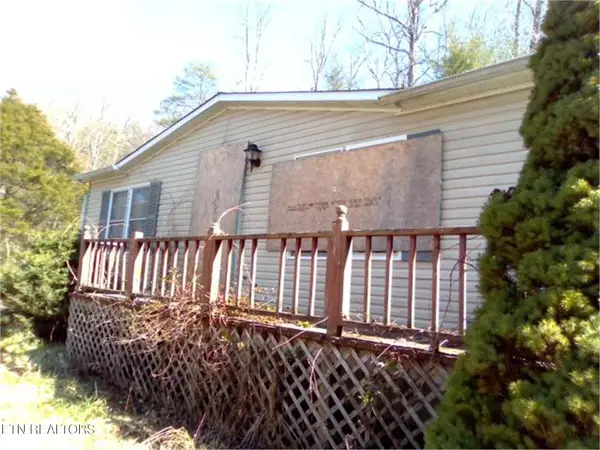 Hwy 119, Calvin, KY 40813