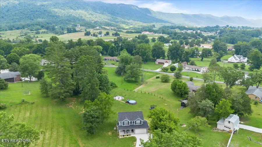 226 Hilldale Lane, Lafollette, TN 37766 - #3