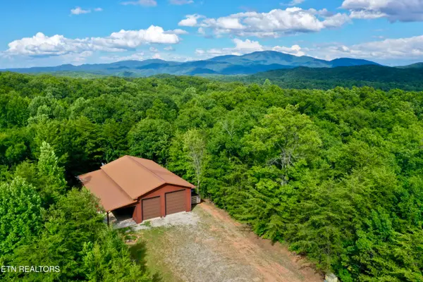 610 Cooper Rd, Vonore, TN 37885