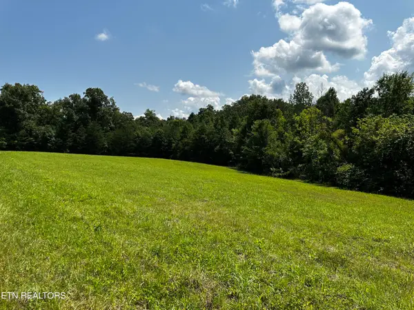 Blockhouse Rd, Maryville, TN 37803