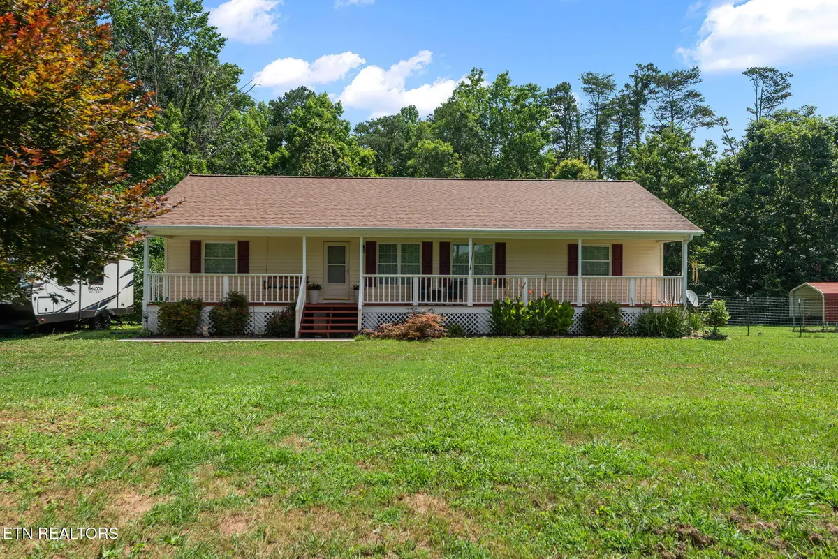 295 Clear Branch Rd, Corryton, TN 37721 - #1