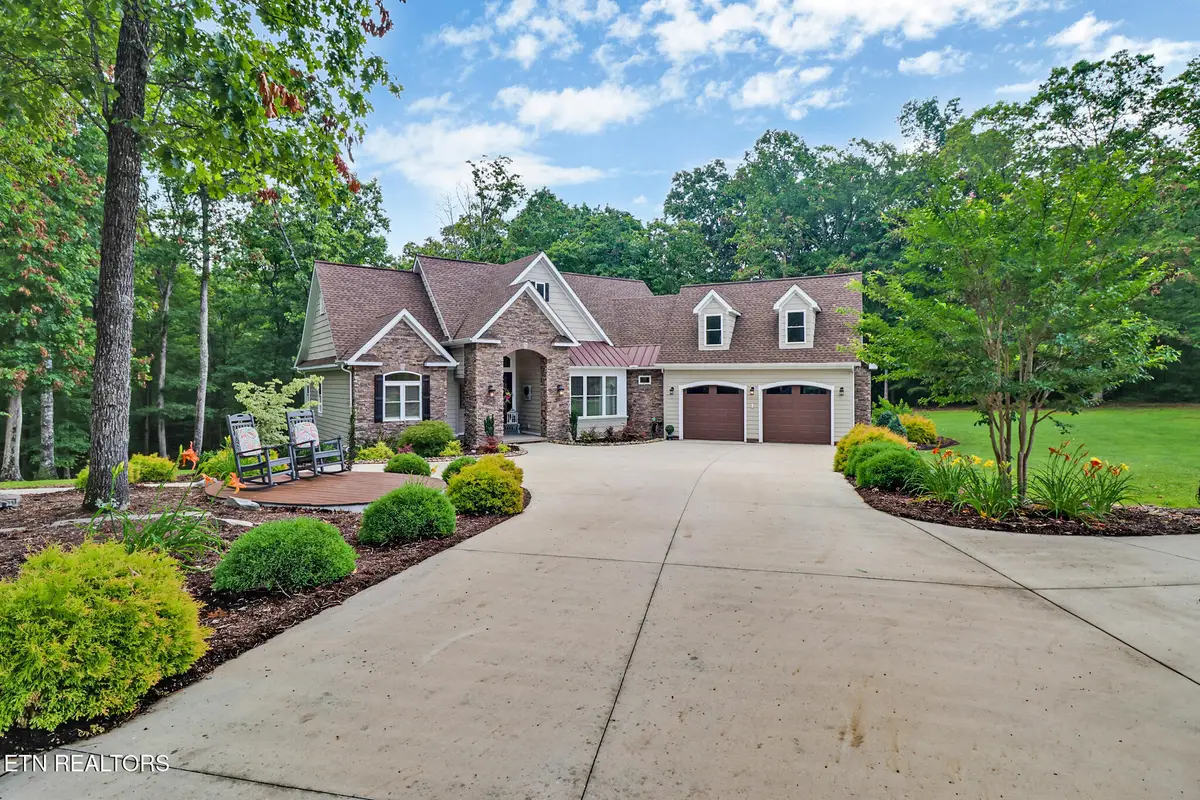 265 Falling Leaf Rd, Jamestown, TN 38556 - #1