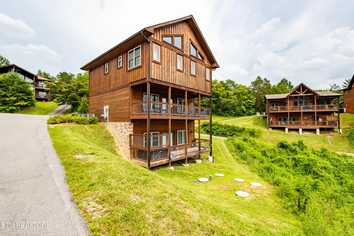 4445 Shangrila Way, Sevierville, TN 37876 - #1