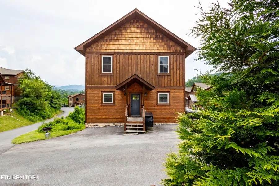 4445 Shangrila Way, Sevierville, TN 37876 - #2