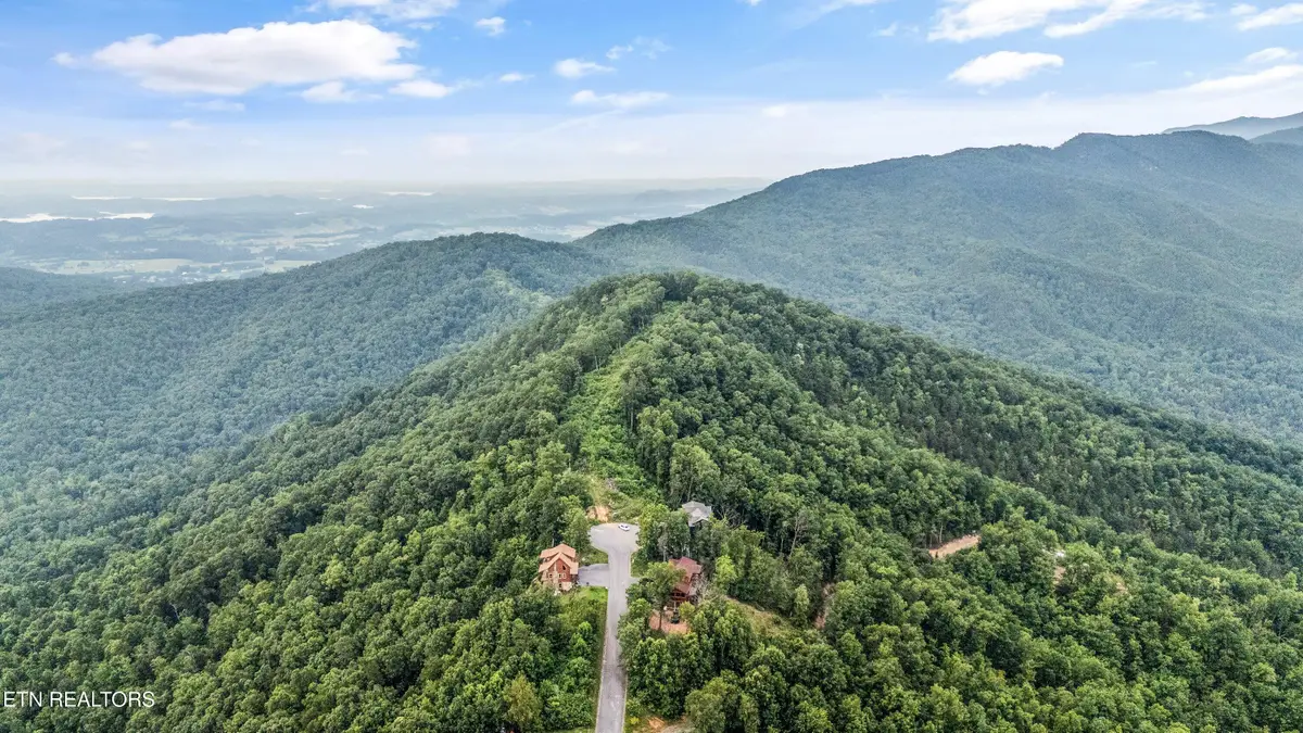 5 Shell Mountain Rd, Sevierville, TN 37876 - #1