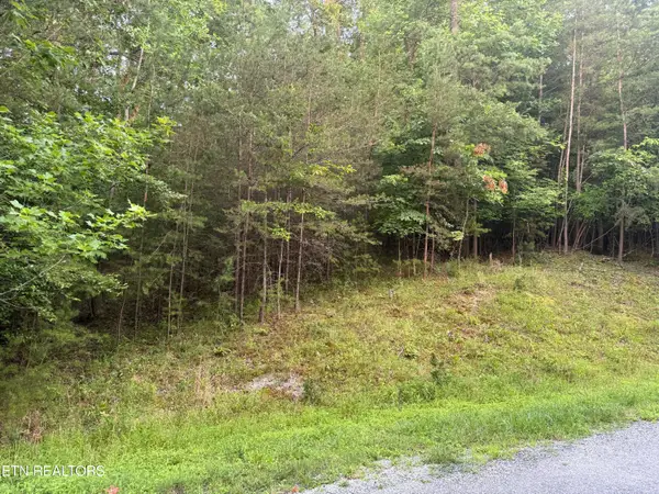 21 Valarian Terrace, Crossville, TN 38558