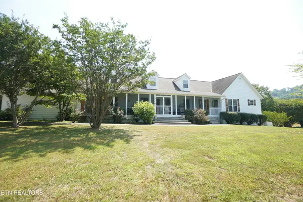 2819 Stock Creek Rd, Knoxville, TN 37920