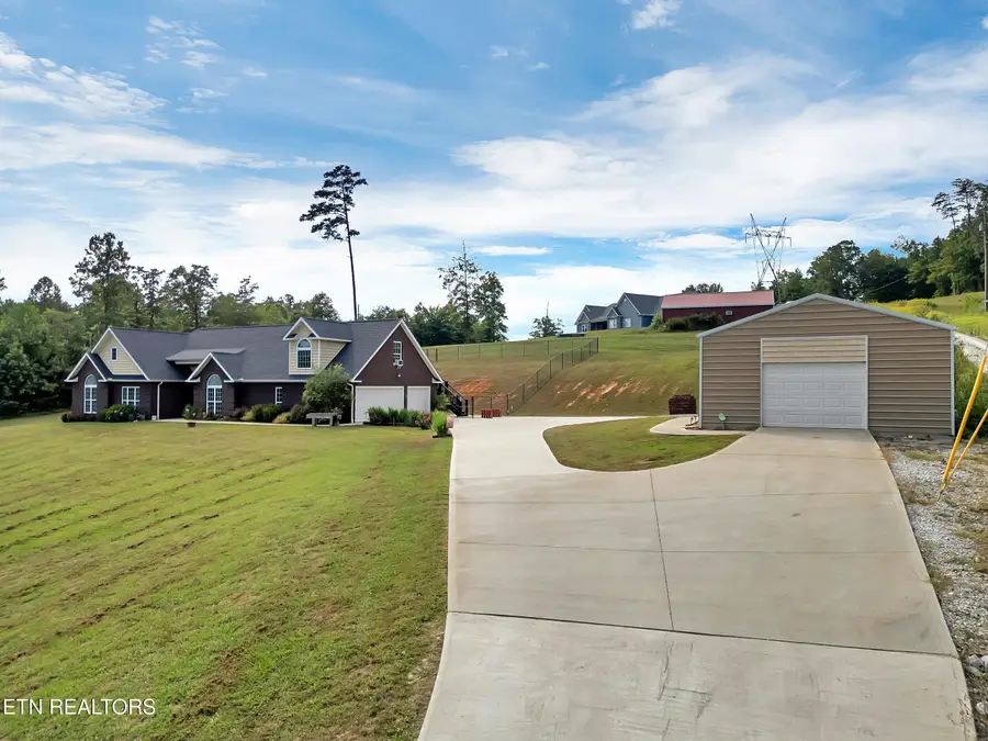 5728 Hickory Valley Rd, Heiskell, TN 37754 - #3