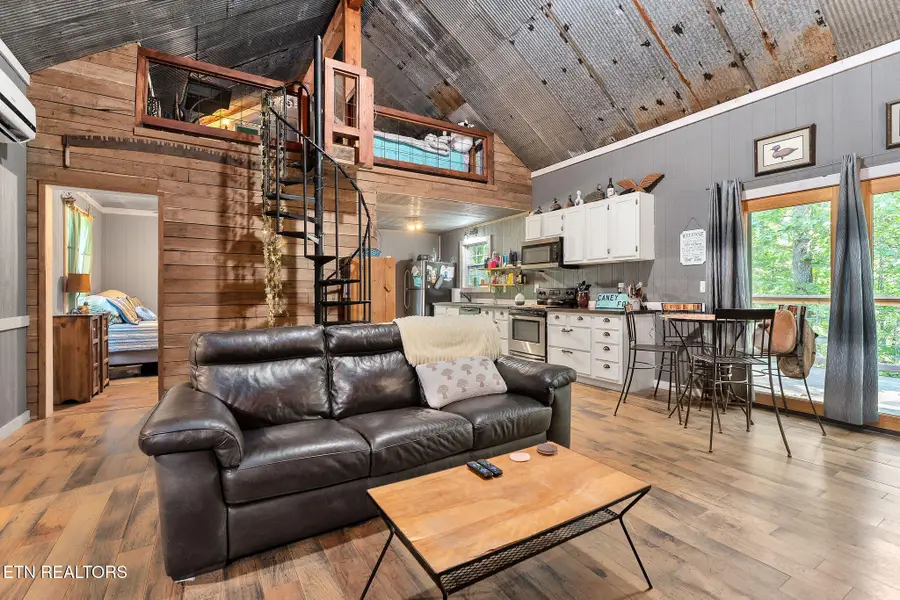 9073 Mcminnville Hwy, Quebeck, TN 38579 - #3
