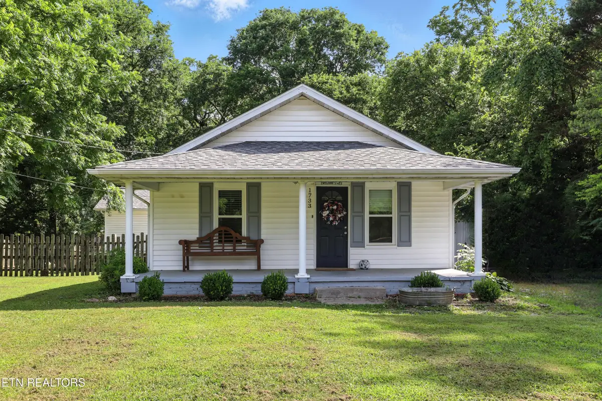 1733 Forster St, Maryville, TN 37803 - #1