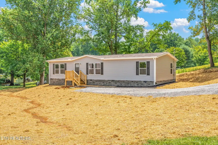 133 Ford Ave, Harriman, TN 37748 - #3