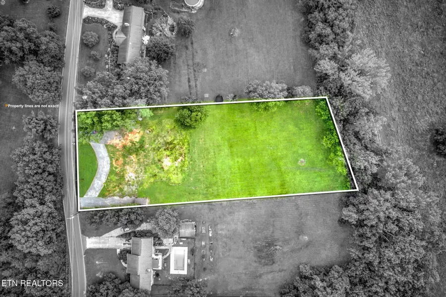 1350 Hopewell Rd, Knoxville, TN 37920 - #3