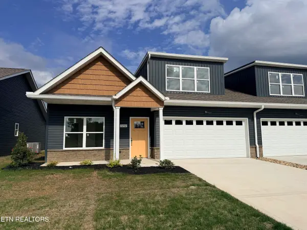 7352 Whispering Creek Lane, Powell, TN 37849