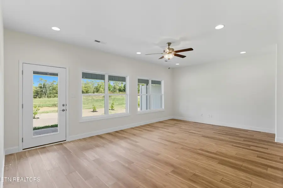 7352 Whispering Creek Lane, Powell, TN 37849 - #2