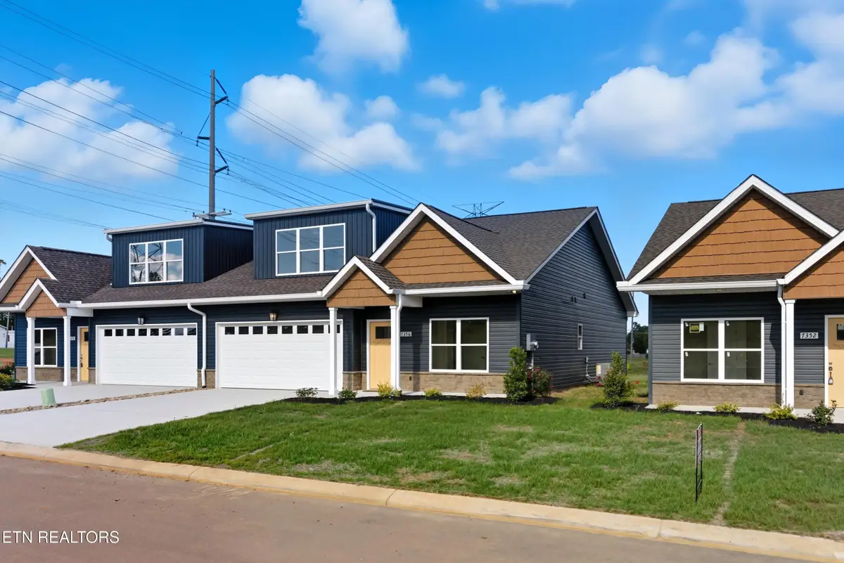 7350 Whispering Creek Lane, Powell, TN 37849 - #1