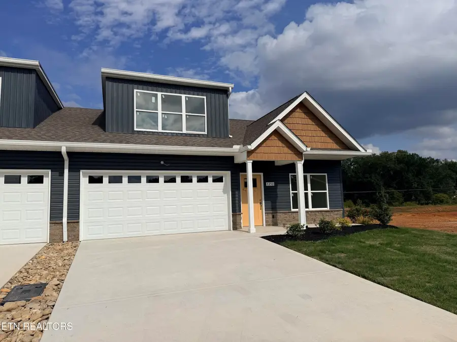 7350 Whispering Creek Lane, Powell, TN 37849 - #2