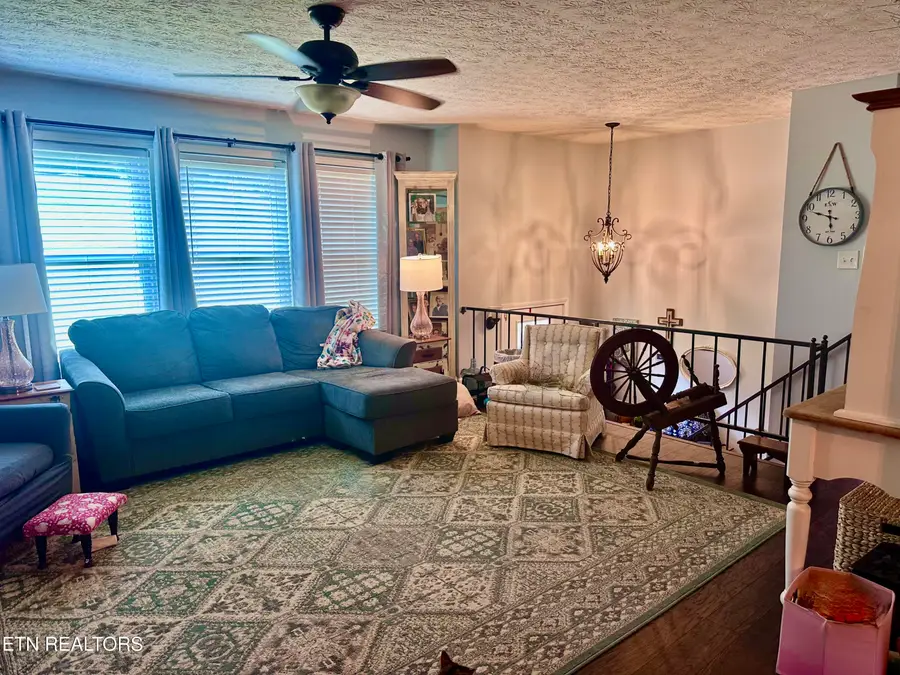 131 Red Bud Drive, Harriman, TN 37748 - #2