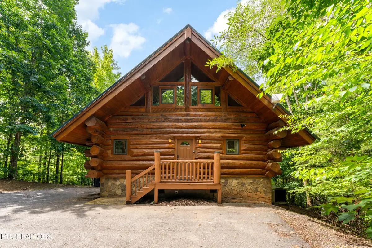 617 Almost Heaven Way, Gatlinburg, TN 37738 - #1