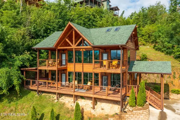 520 Edgewood Drive, Gatlinburg, TN 37738