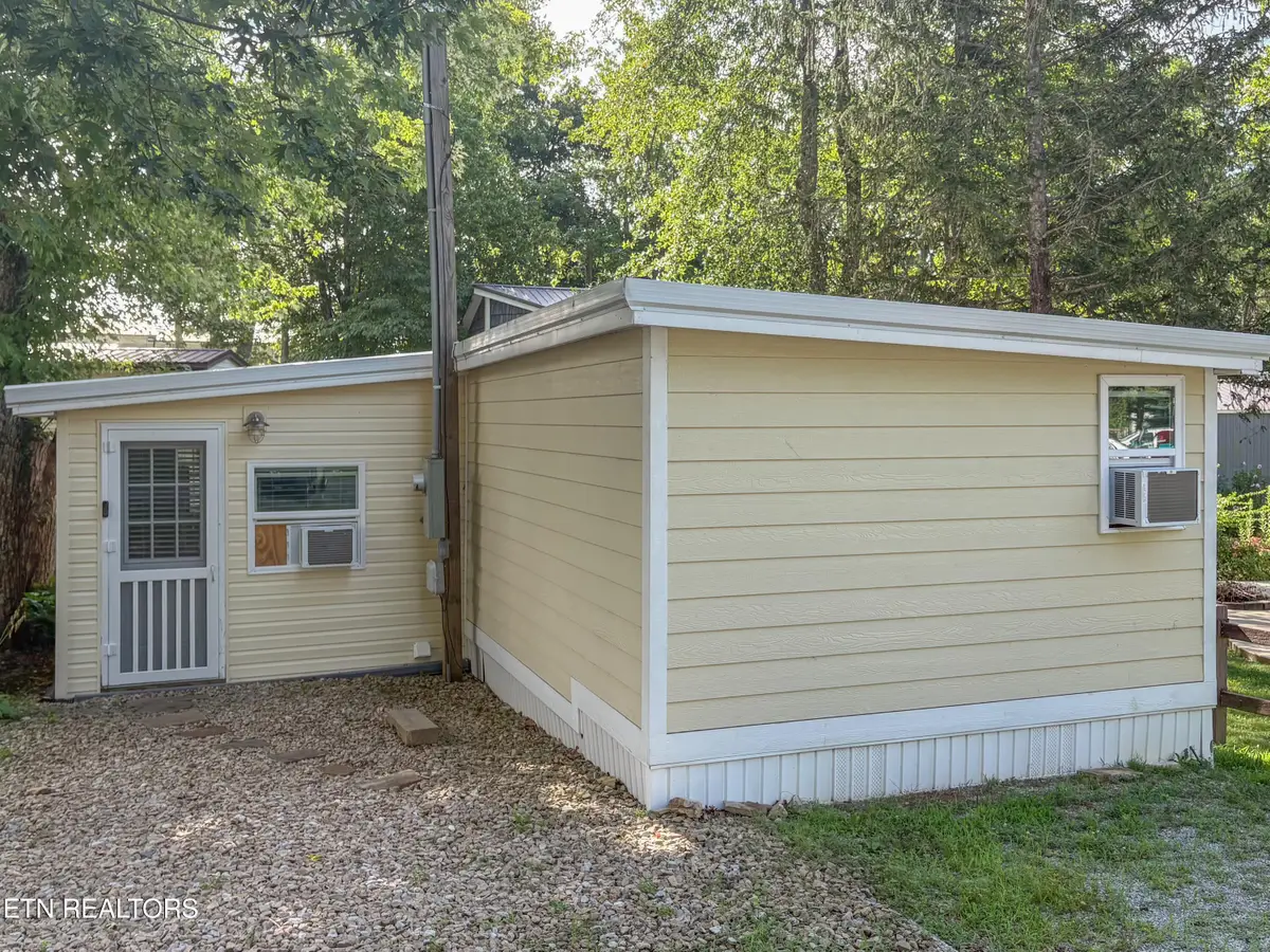 155 Commanche Tr, Crossville, TN 38572 - #1