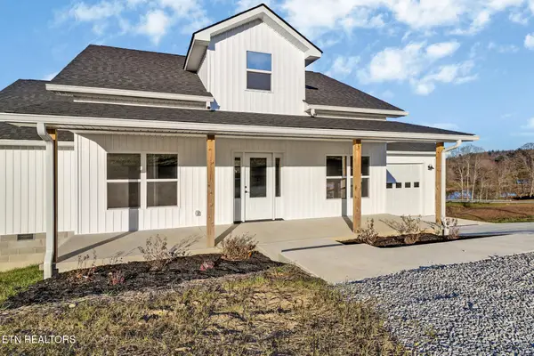 167 Pine Creek Rd, Oneida, TN 37841