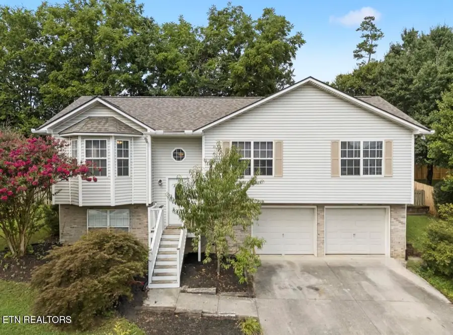 7447 Twin Brooks Blvd, Knoxville, TN 37918 - #2