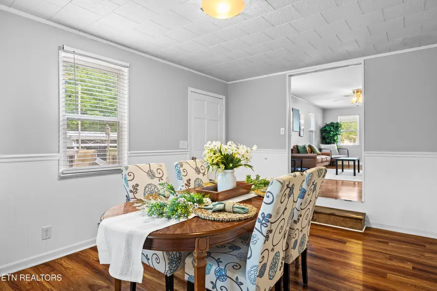 322 Abrams St, Rockford, TN 37853 - #3