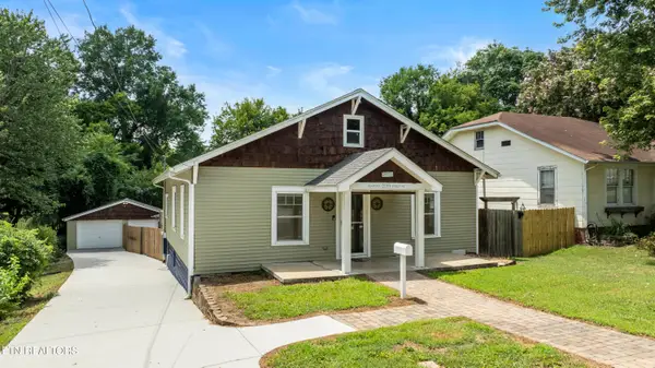 2919 Dempster St, Knoxville, TN 37917