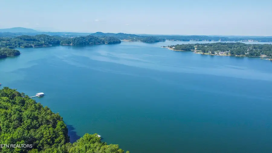 Fishtail Cove, Dandridge, TN 37725 - #2