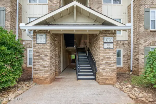 3720 Spruce Ridge Way #2232, Knoxville, TN 37920