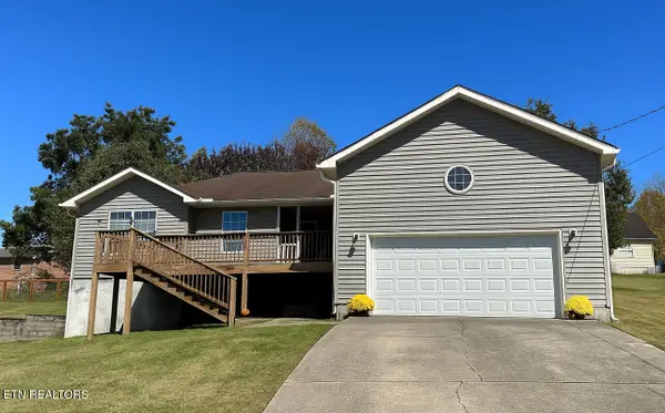 8404 Old Midway Rd, Lenoir City, TN 37772